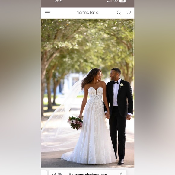 Martina Liana Wedding Dress 1228 - Picture 3 of 17